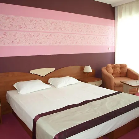 Mak Hotel